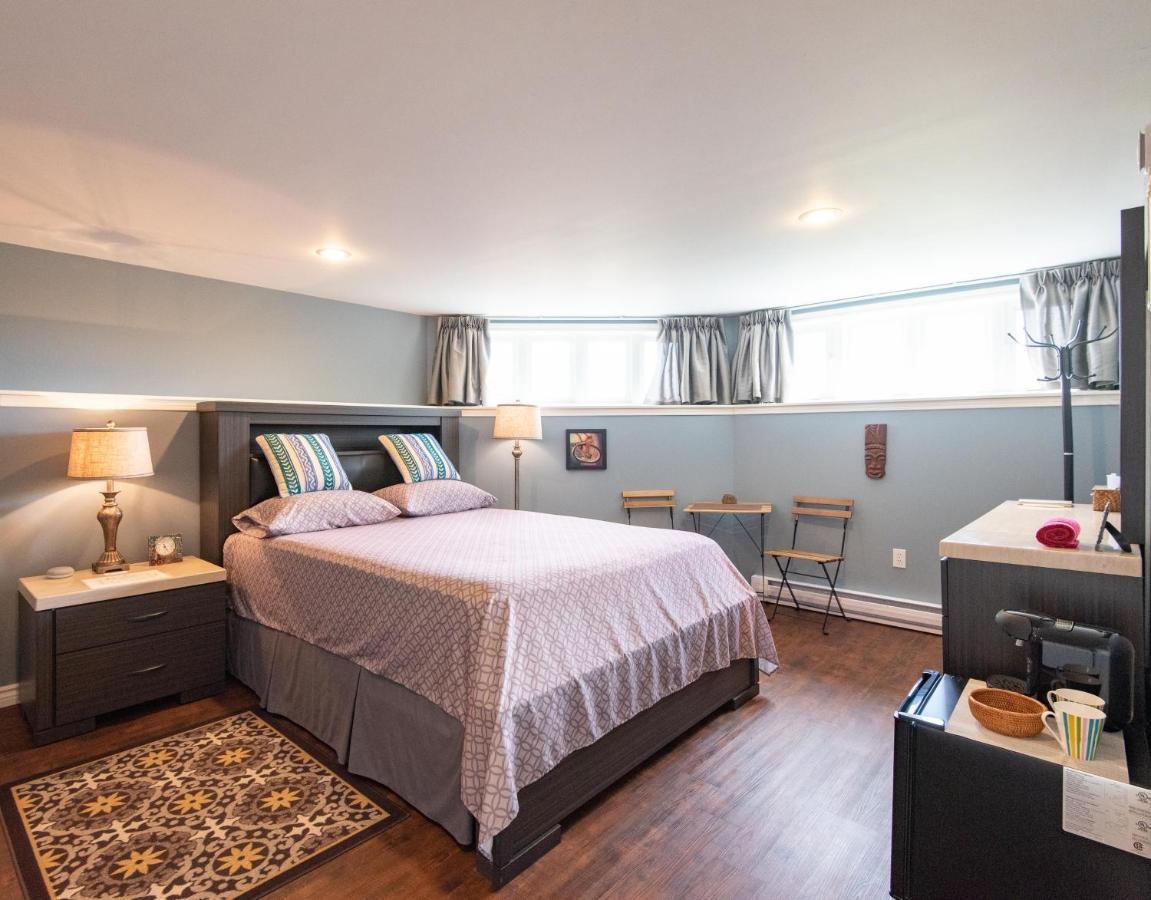 Chez Nous Bed & Breakfast Cornwall Dış mekan fotoğraf
